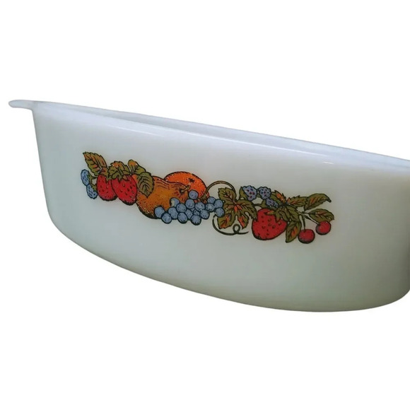 Anchor Hocking Milk Glass Casserole Dish Fruit Theme 1.5 Quart Oval - Picture 2 of 9